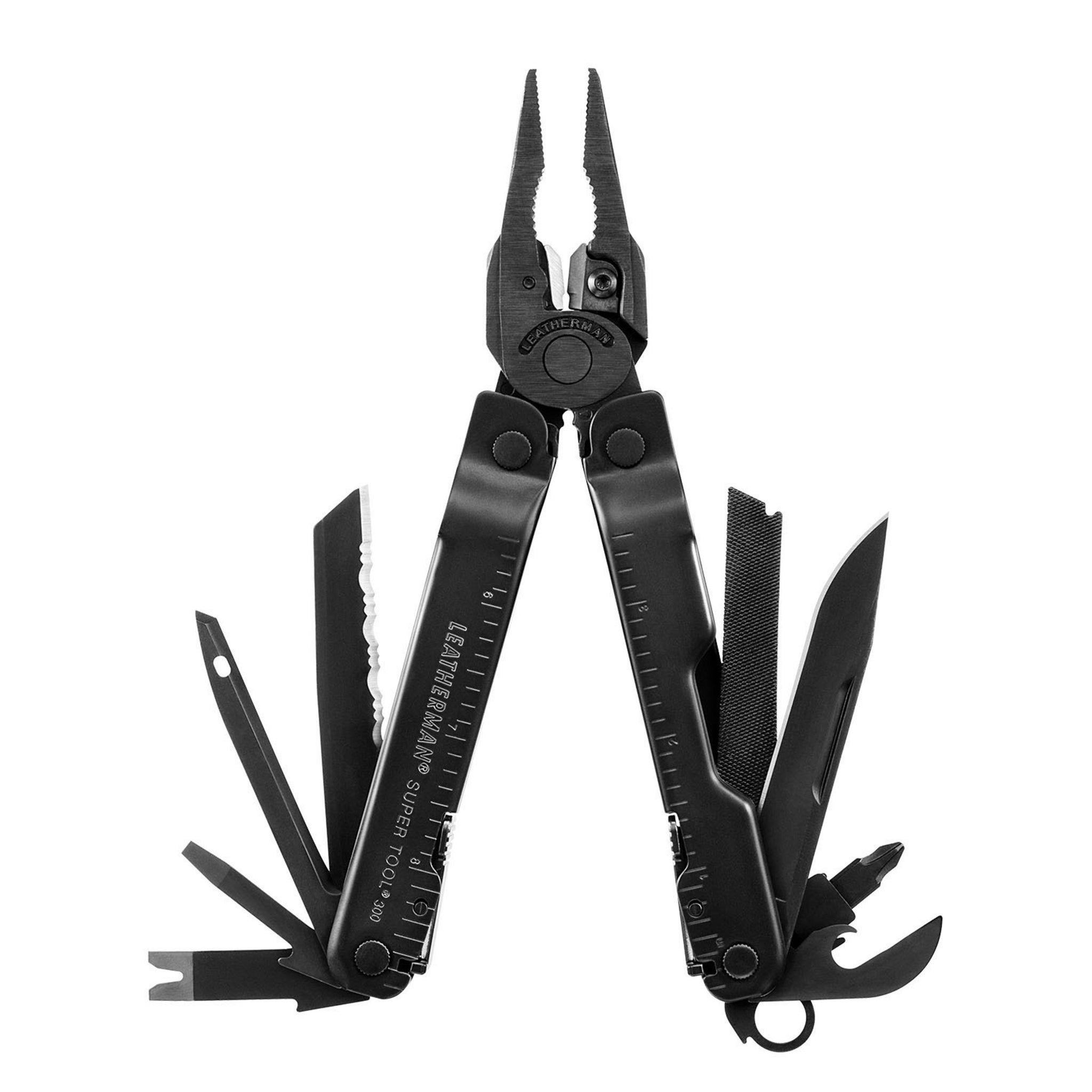 Leatherman Super Tool? 300M
